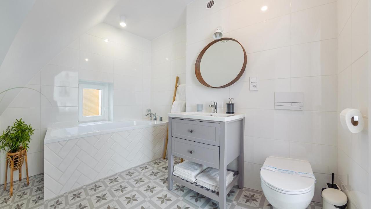 Apartamenty Sun & Snow Ustka Centrum - Centrum, Blisko Plazy Ngoại thất bức ảnh